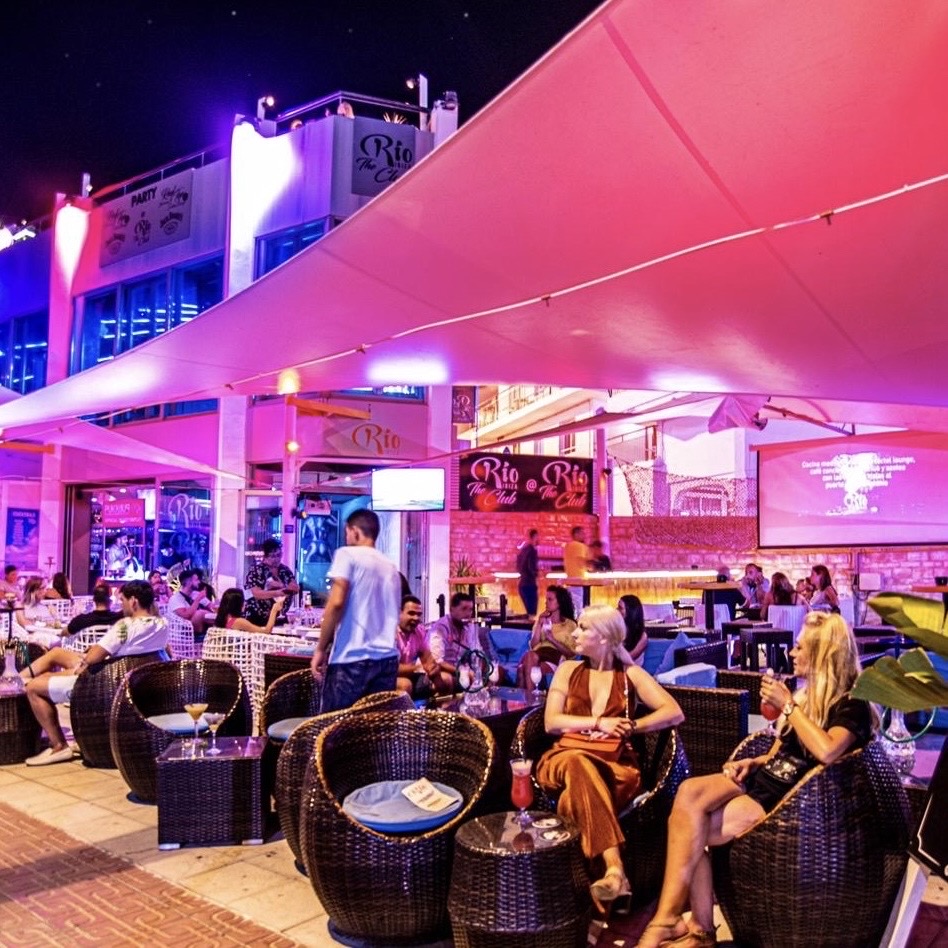 Rio Ibiza — Bar in San Antonio, Ibiza