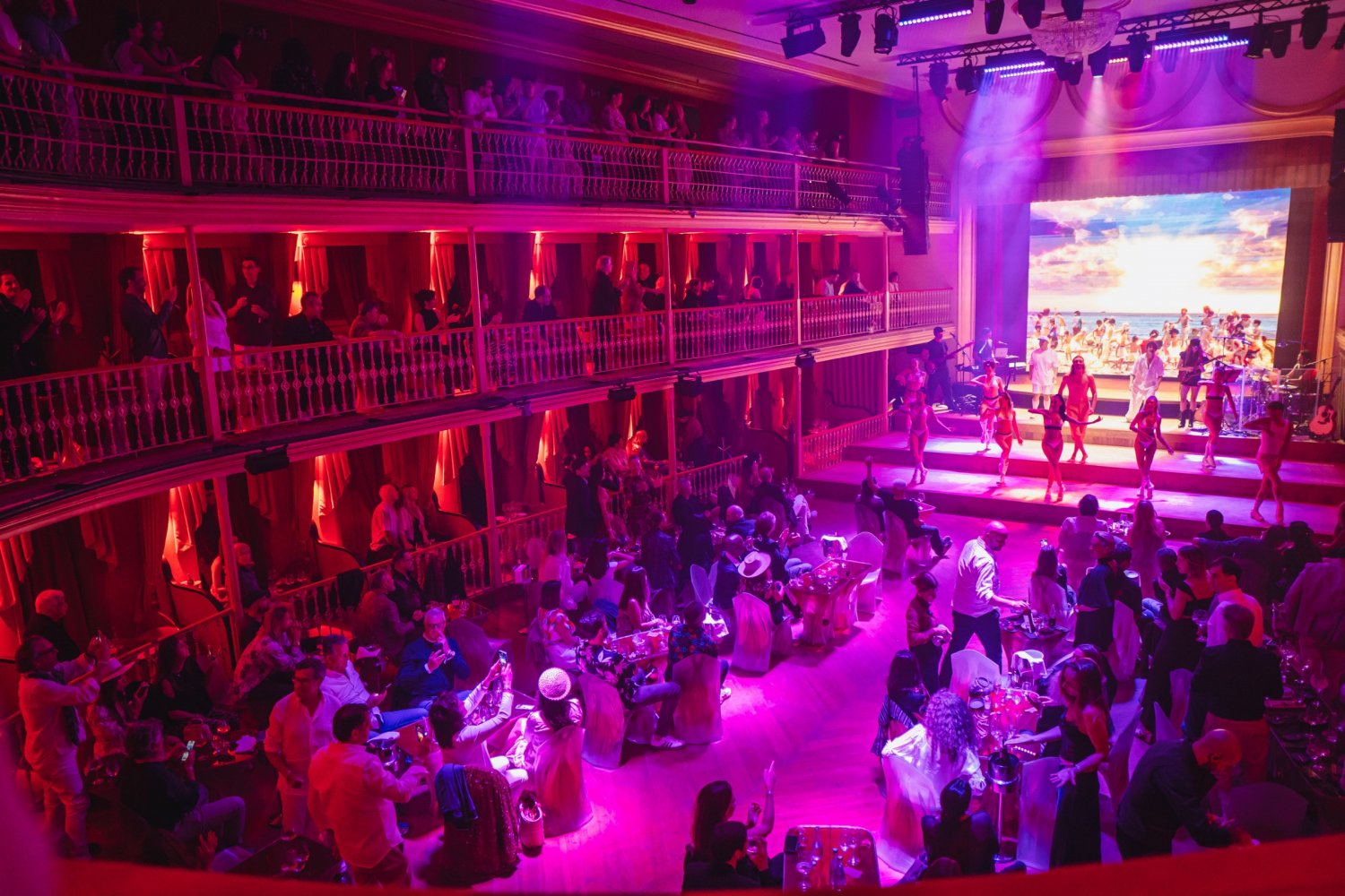 Teatro Ibiza — photo